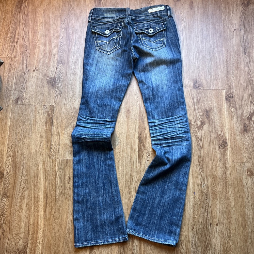 Refuge Knockout Skinny Boot Jeans Womens 2R Blue Distressed Low Rise Bootcut